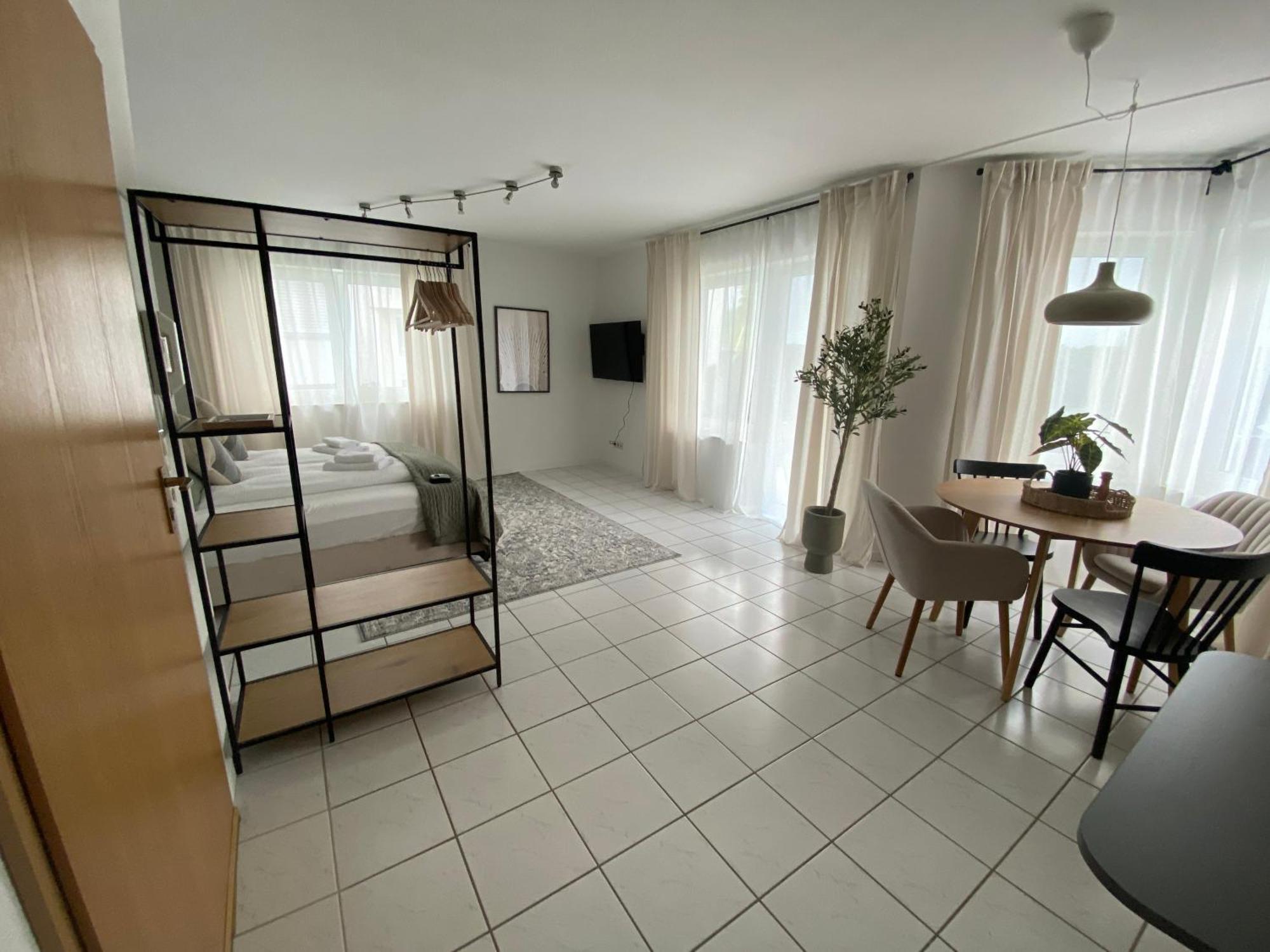 קובלנץ Moderne Wohnung Mit Terrasse & Parkplatz; Naehe Bwzk & Amazon מראה חיצוני תמונה