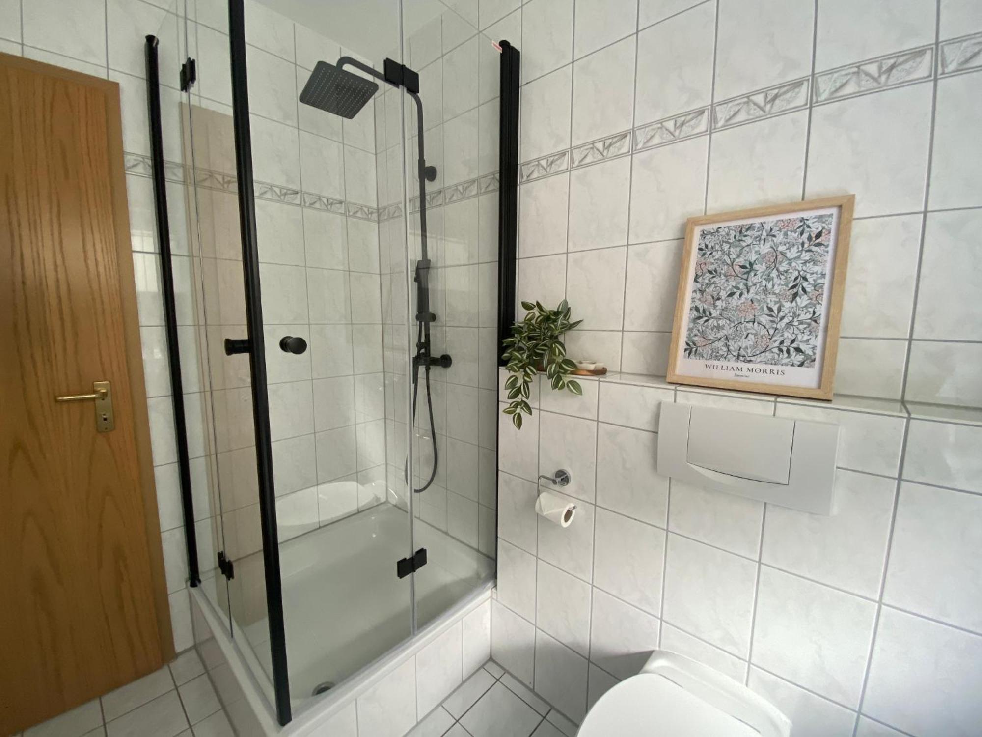 קובלנץ Moderne Wohnung Mit Terrasse & Parkplatz; Naehe Bwzk & Amazon מראה חיצוני תמונה