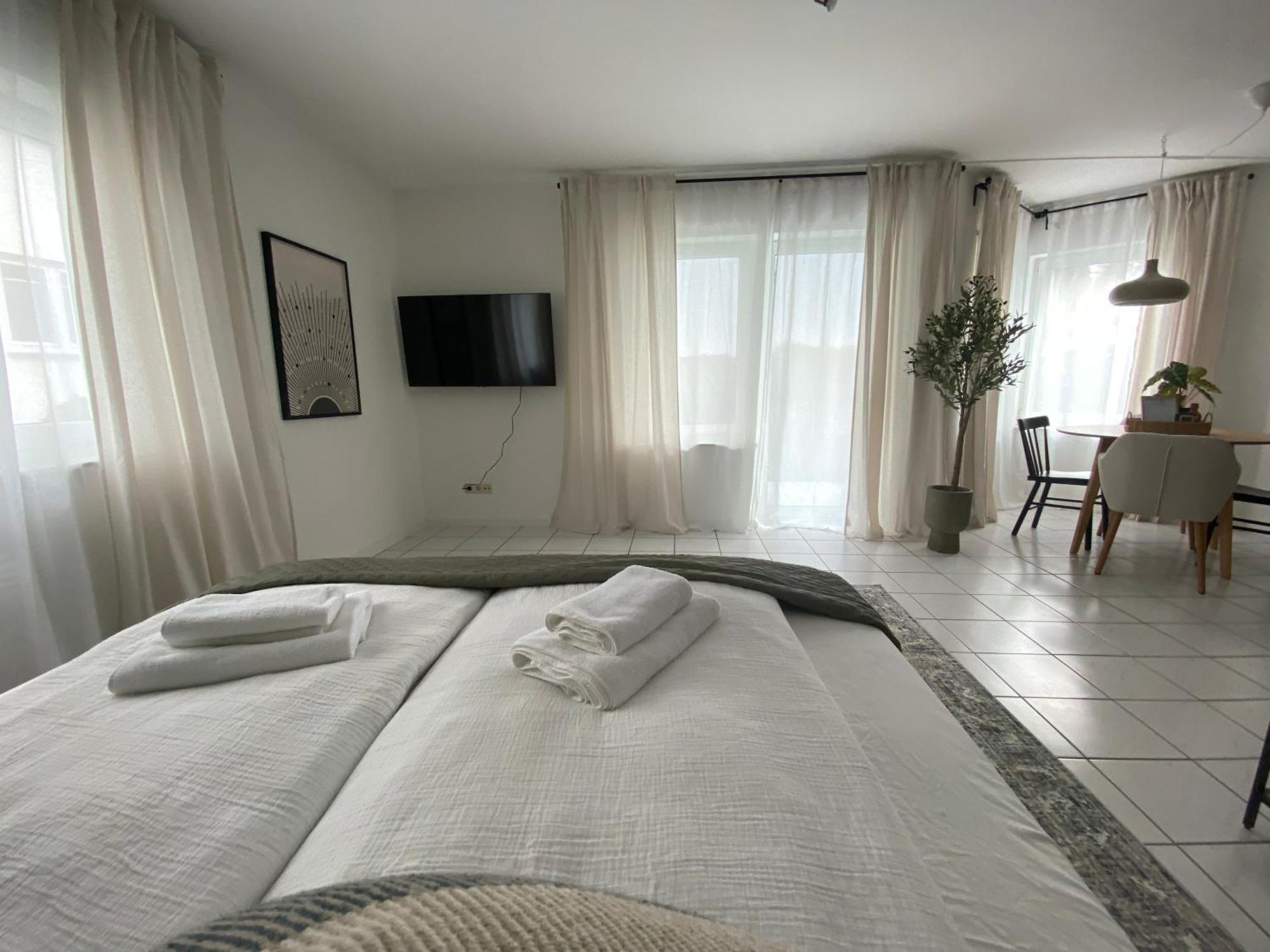 קובלנץ Moderne Wohnung Mit Terrasse & Parkplatz; Naehe Bwzk & Amazon מראה חיצוני תמונה